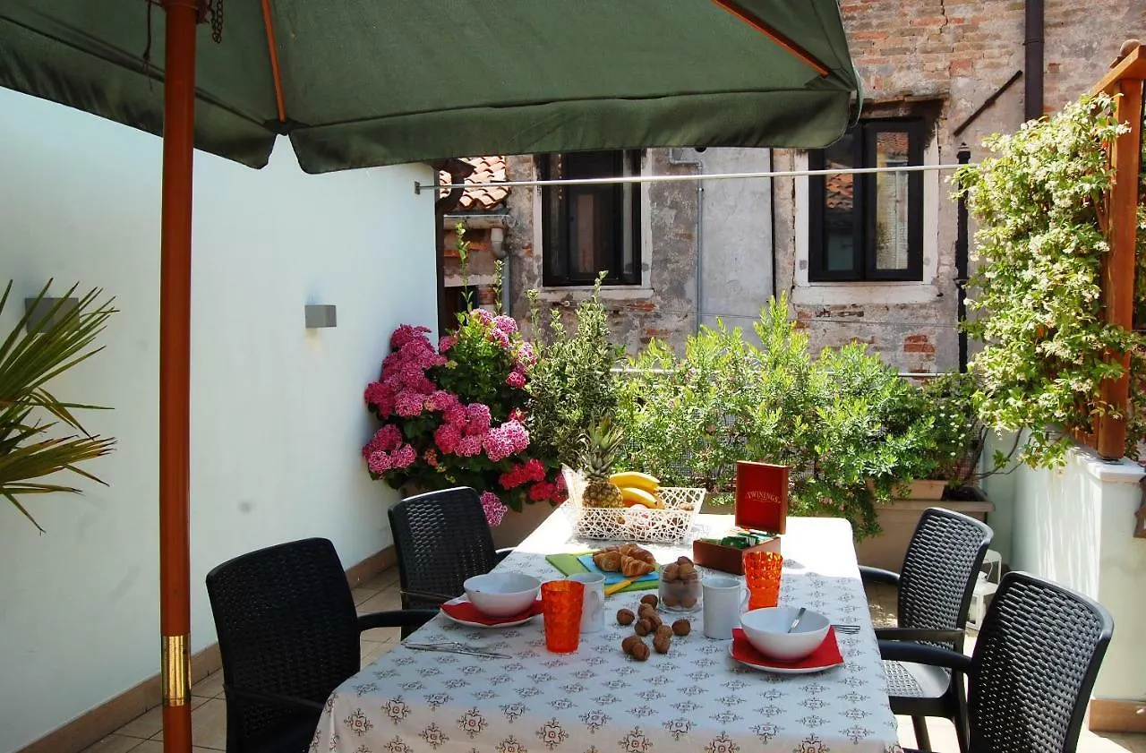 Apartament Loft Due Cuori Con Terrazza Wenecja 0*,