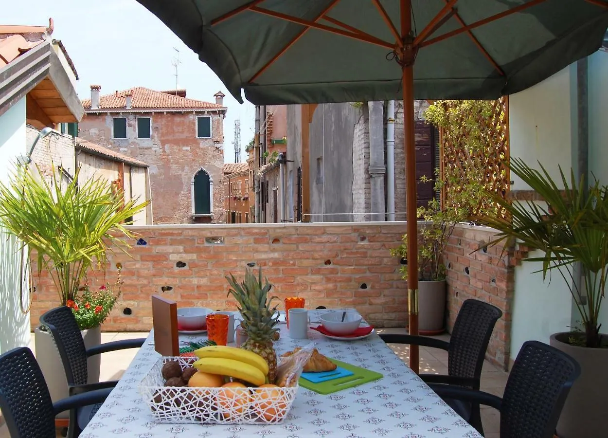 Loft Due Cuori Con Terrazza Apartment Venice